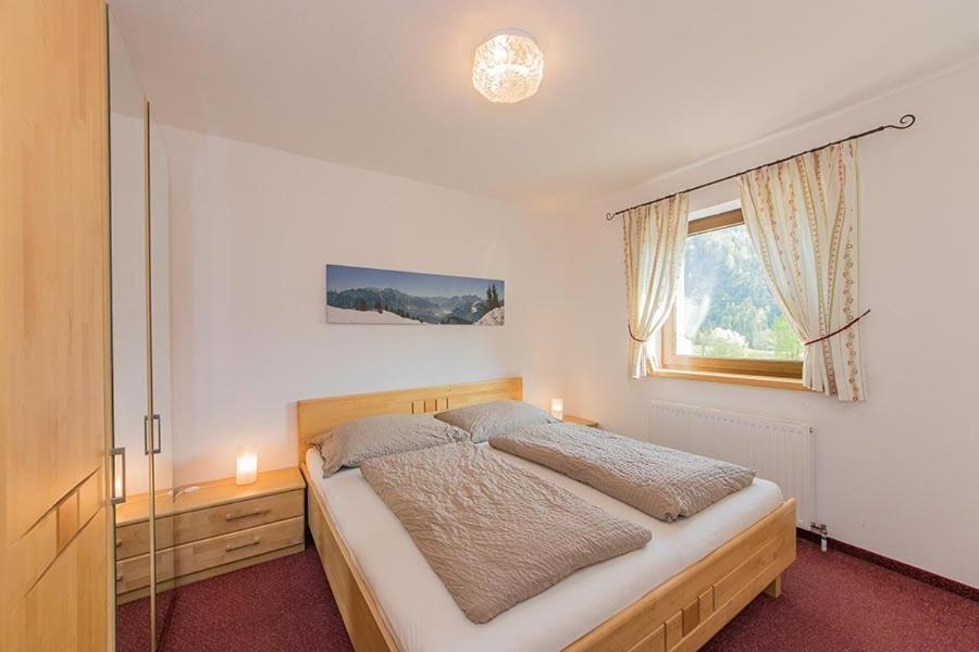 Heustubn Ferienwohnungen Unken Bagian luar foto